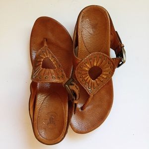 Frye Brown Leather /Stud Thong Sandal